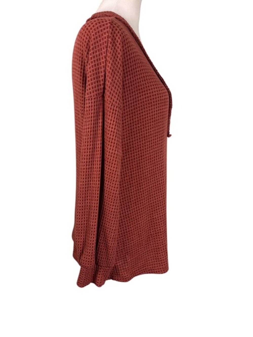 Hailey & Co Rust Waffle Knit Henley Long Sleeve Top Size M - Picture 6 of 10